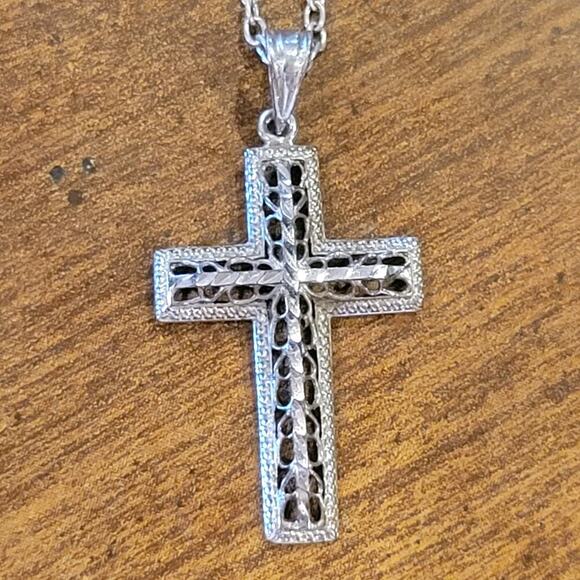 Unbranded Jewelry - SU Thai 926 Sterling Silver Religious Cross‎ Pendant Necklace, 20"